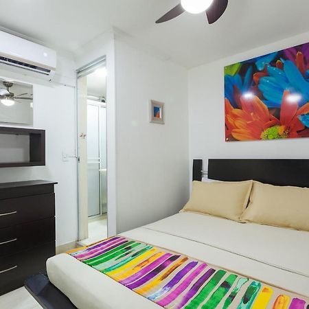 Apartamentos Amoblados Jg De La 70 Medellín Eksteriør bilde